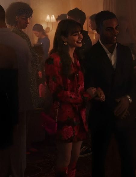 emily-in-paris-s03-lily-collins-red-rose-printed-blazer