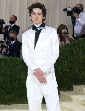 met-gala-2023-timothee-chalamet-white-blazer