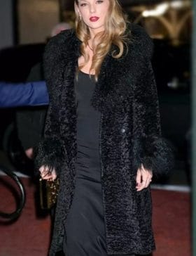 charlotte-simone-taylor-swift-black-fur-coat.jpg