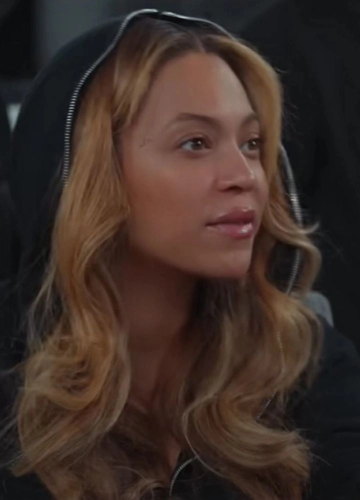 beyonce-fleece-hoodie.webp