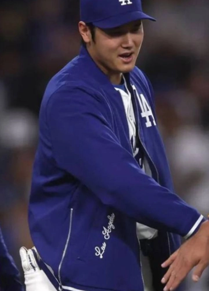 dave-roberts-fleece-jacket.webp