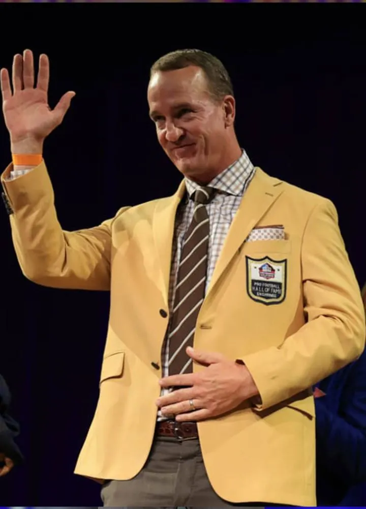 hall-of-fame-pro-football-gold-jacket.webp