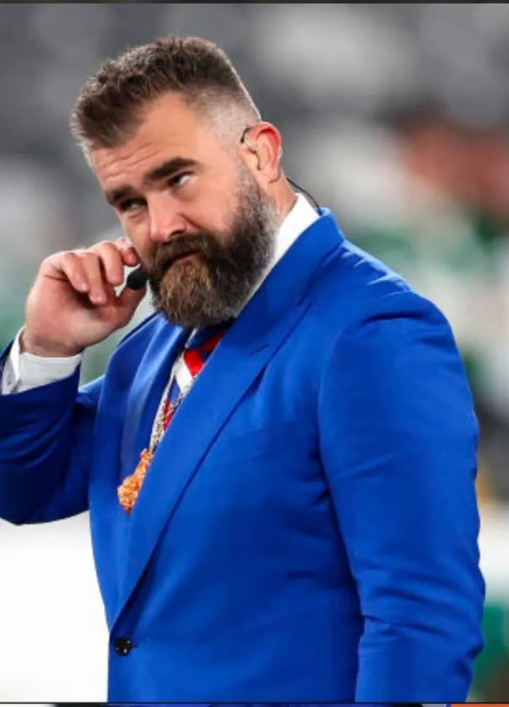 jason-kelce-suit-blazer.webp