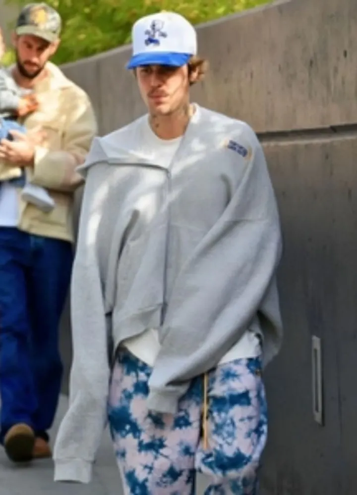 justin-bieber-gray-fleece-hoodie.webp