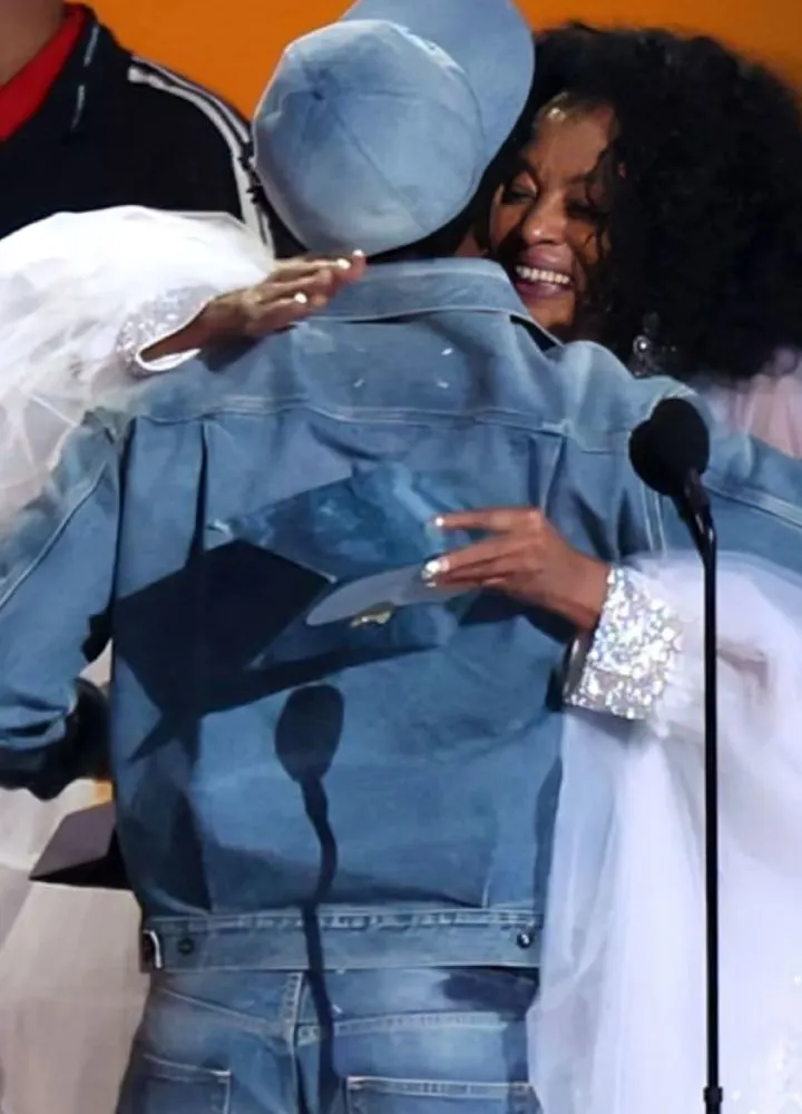 kendrick-lamar-blue-jacket.webp