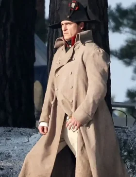 napoleon-joaquin-phoenix-long-coat.webp