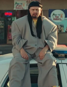 oliver-tree-miss-you-oversized-suit.webp