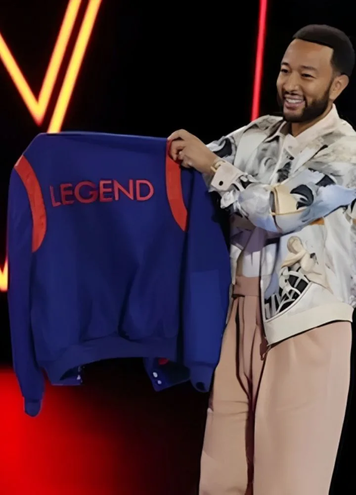 team-legend-the-voice-s27-jacket.webp
