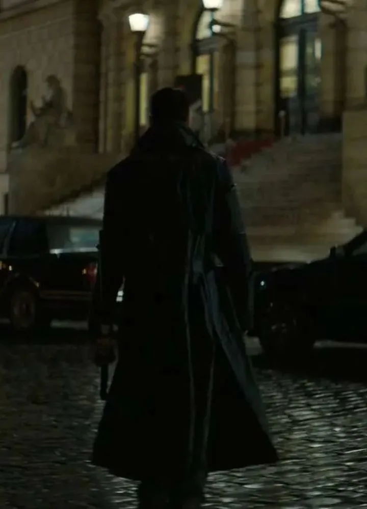 the-crow-2024-bill-skarsgard-coat.webp