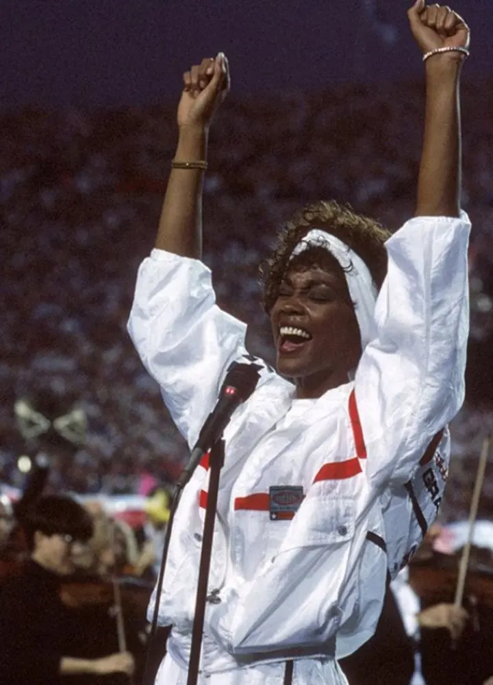 i-wanna-dance-with-somebody-whitney-houston-outfit.webp
