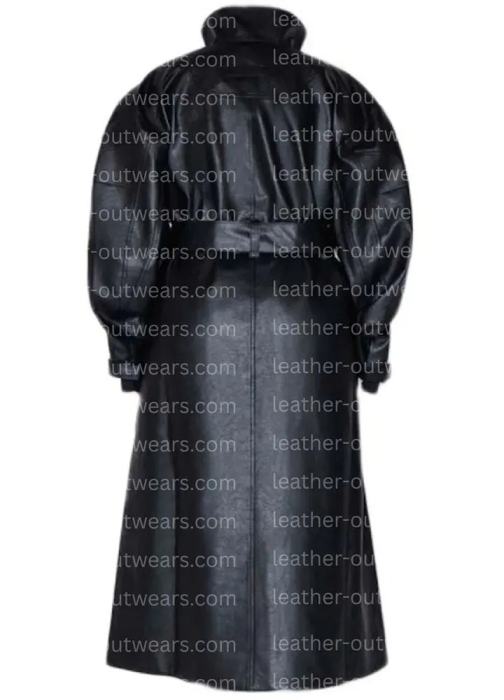 kylie-jenner-leather-coat.webp