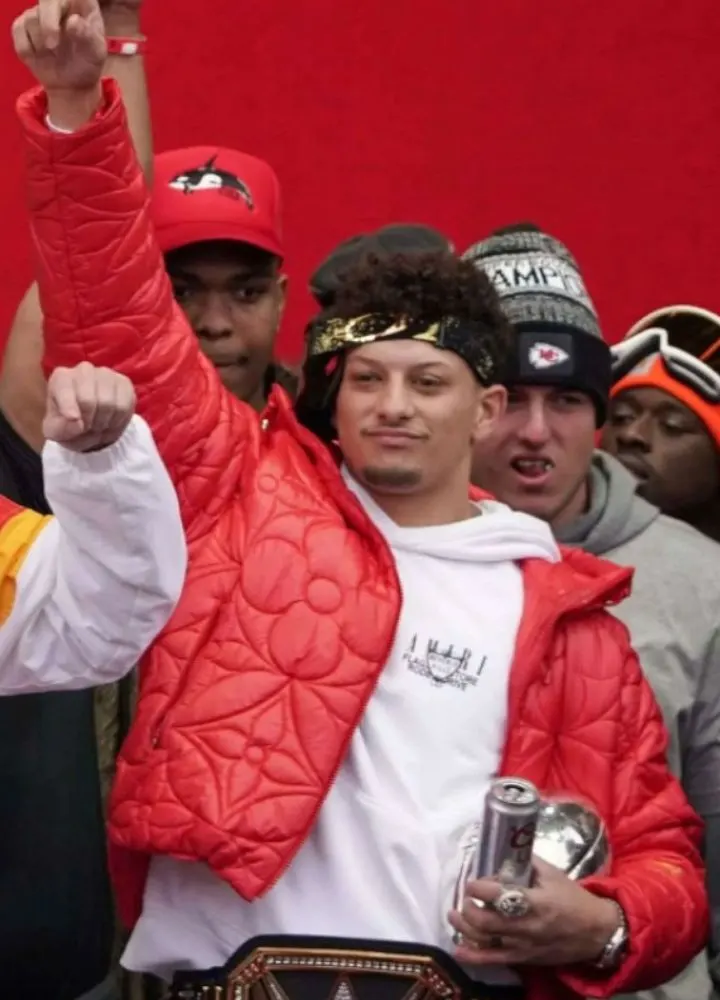 parade-patrick-mahomes-red-jacket.webp