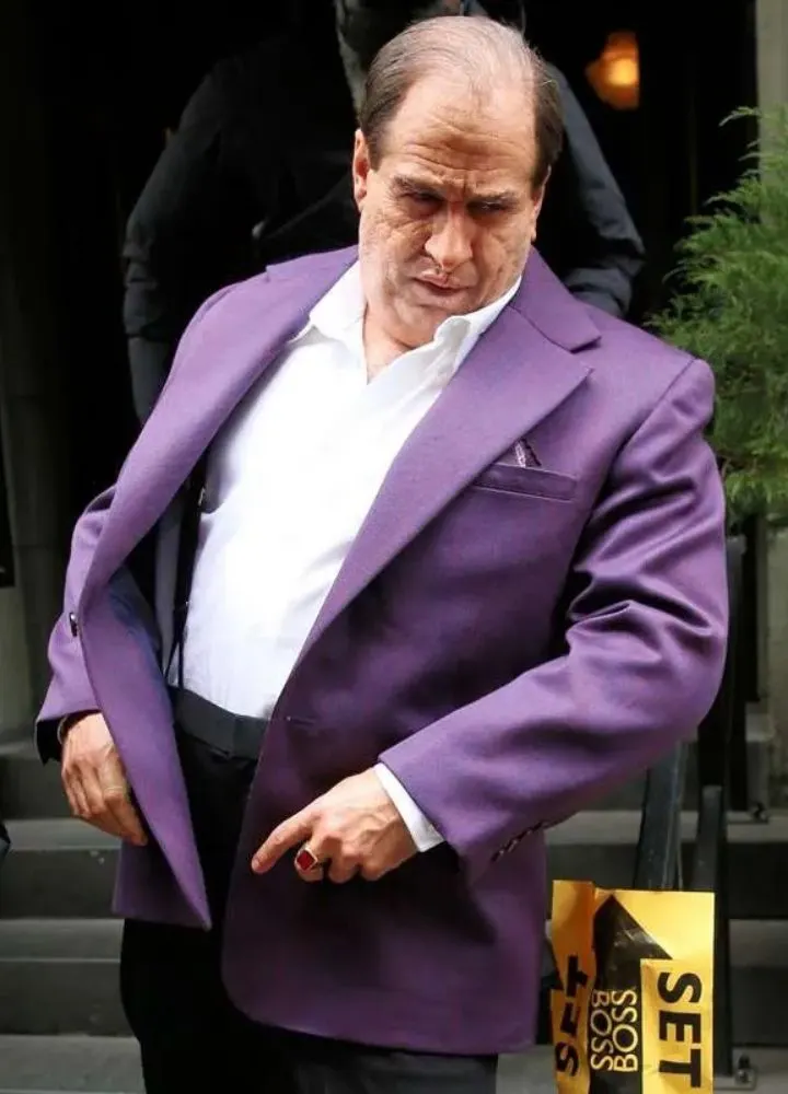 the-penguin-2024-colin-farrell-purple-blazer.webp