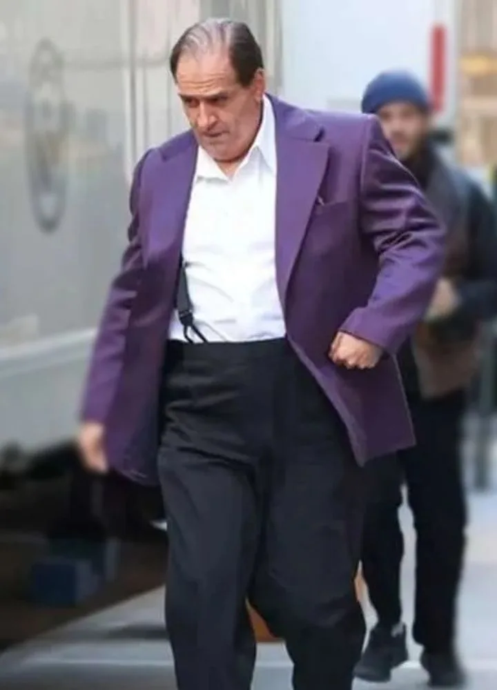 the-penguin-colin-farrell-blazer.webp