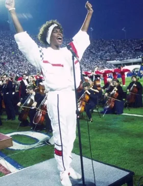 whitney-houston-i-wanna-dance-with-somebody-outfit.webp