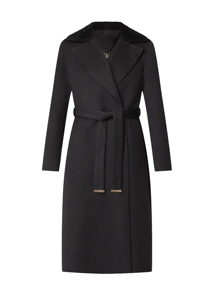 new-york-city-taylor-swift-black-coat.webp