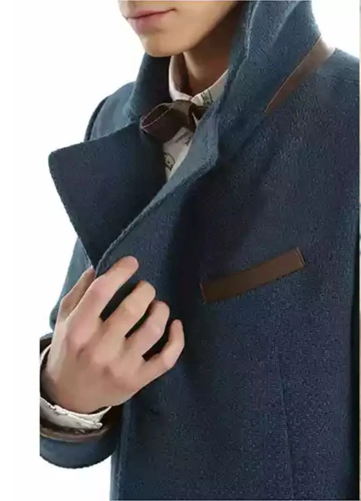 newt-scamander-fantastic-beasts-and-where-to-find-them-coat.webp