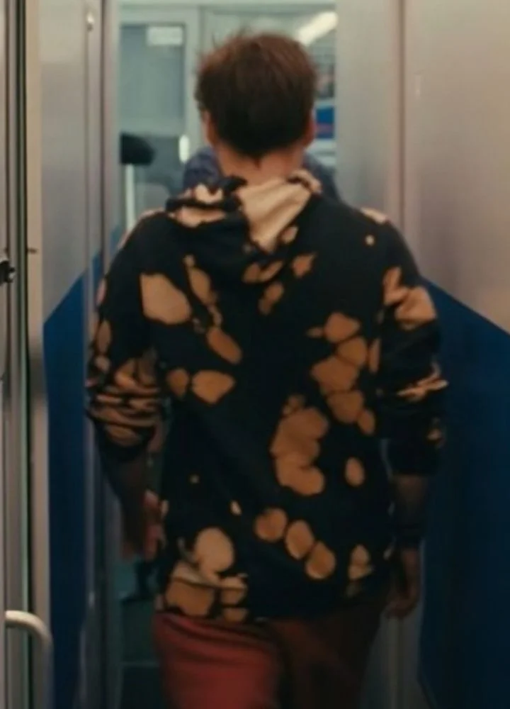 a-real-pain-kieran-culkin-black-hoodie.webp