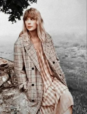 folklore-taylor-swift-wool-coat.webp