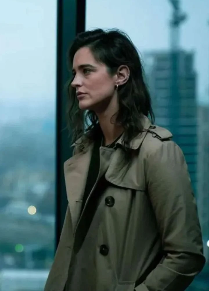 lauren-budd-jitters-brown-coat.webp